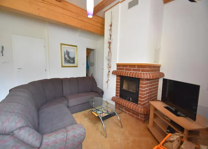 Holiday Home In Lampertice With Swimming Pool